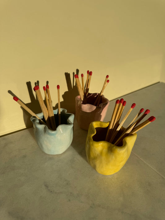 Wavy Matchstick Holder